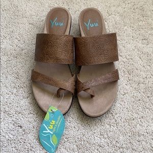Yuu Women’s Slide Sandals